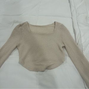 Crochet long sleeve top
